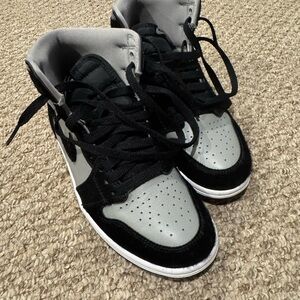 Air Jordan 1 Retro High OG Twist 2.0